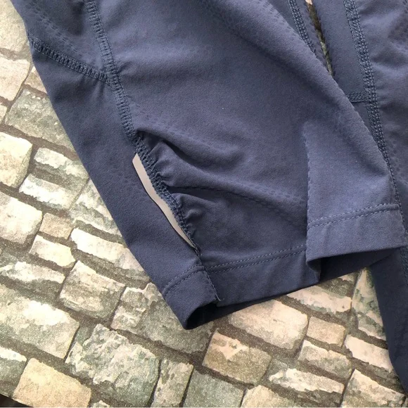 Athleta Quick Dry Lightweight Cropped Pants Sz S - Picture 4 of 11